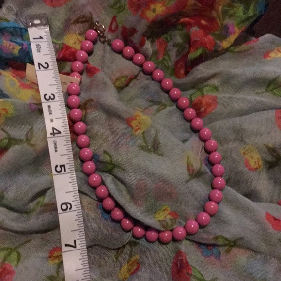 Vintage Lucite Pink Necklace - Picture 6 of 6